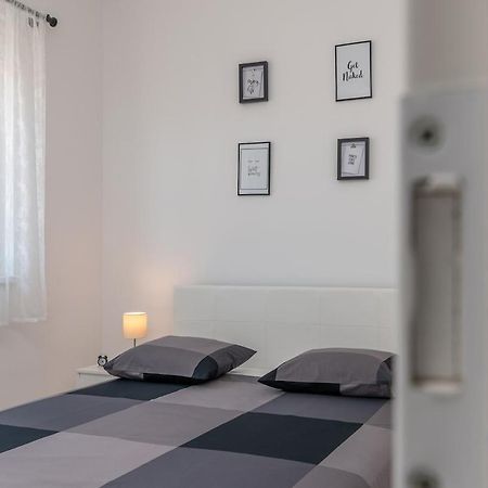 Apartman Spiro Trogir Extérieur photo