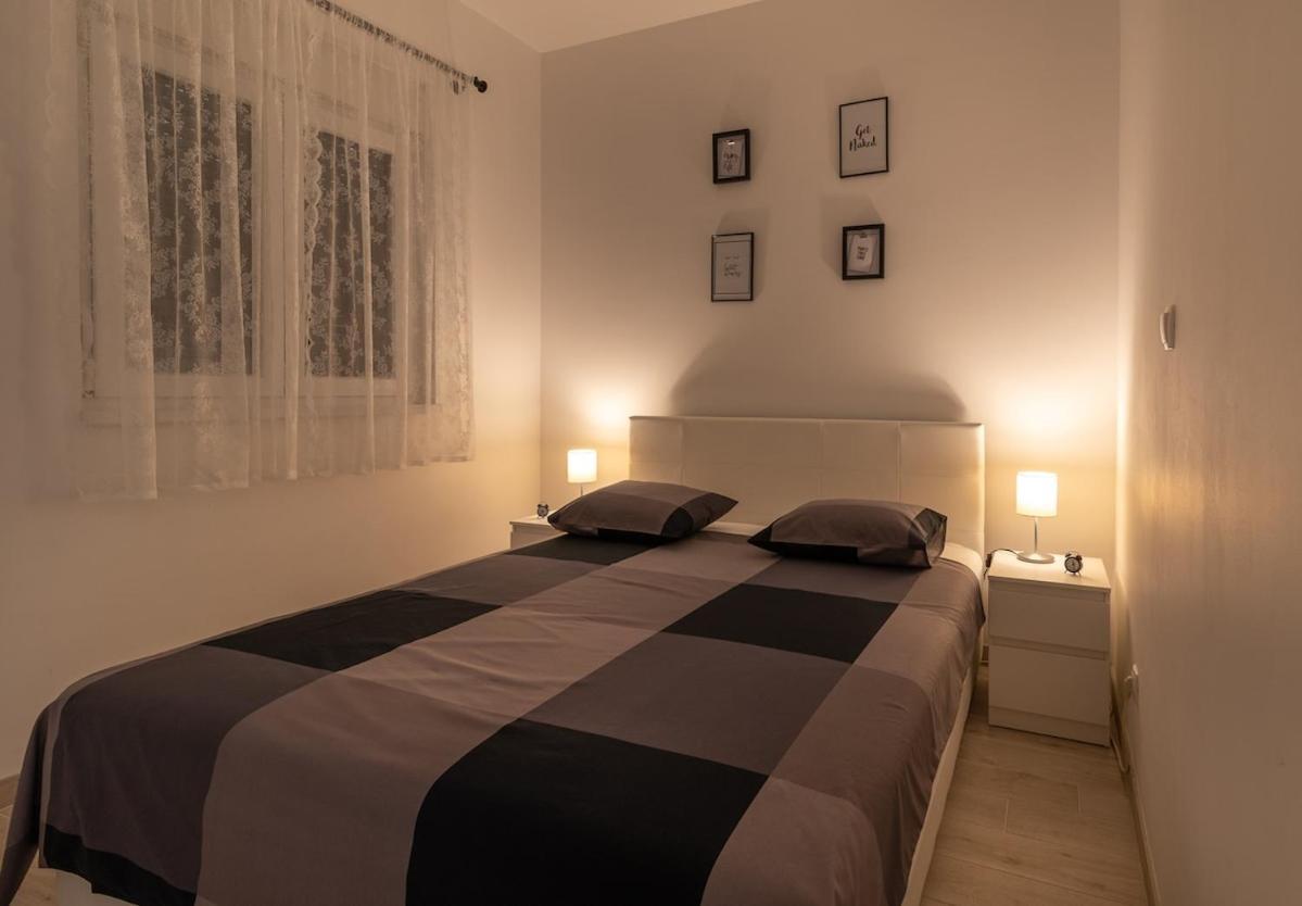Apartman Spiro Trogir Extérieur photo